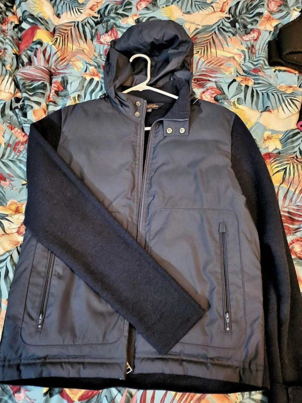 Brooks Brothers Men's Black Hooded Jacket Like New